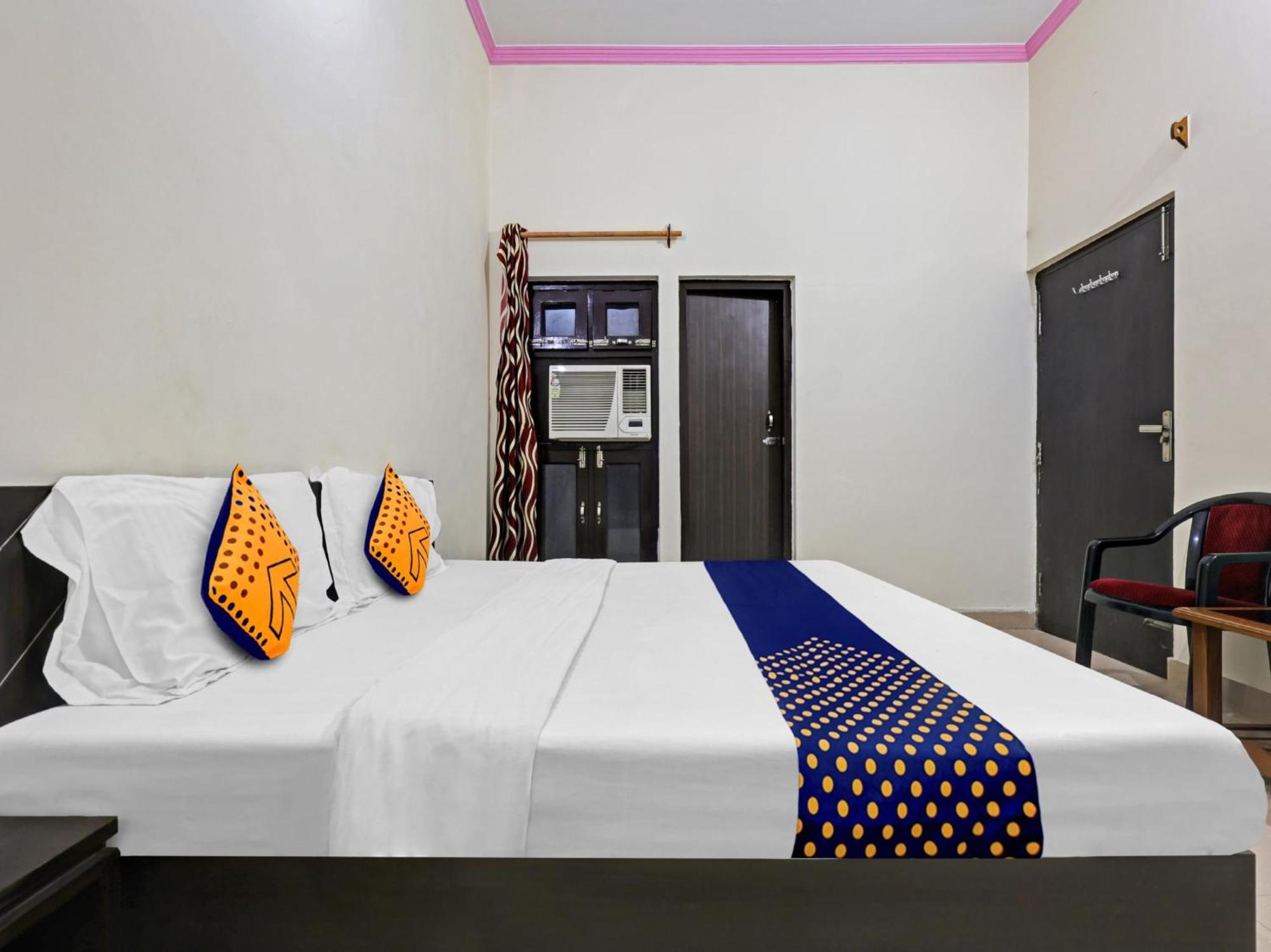 Spot On 81167 Hotel Asdr Rudrapur Buitenkant foto