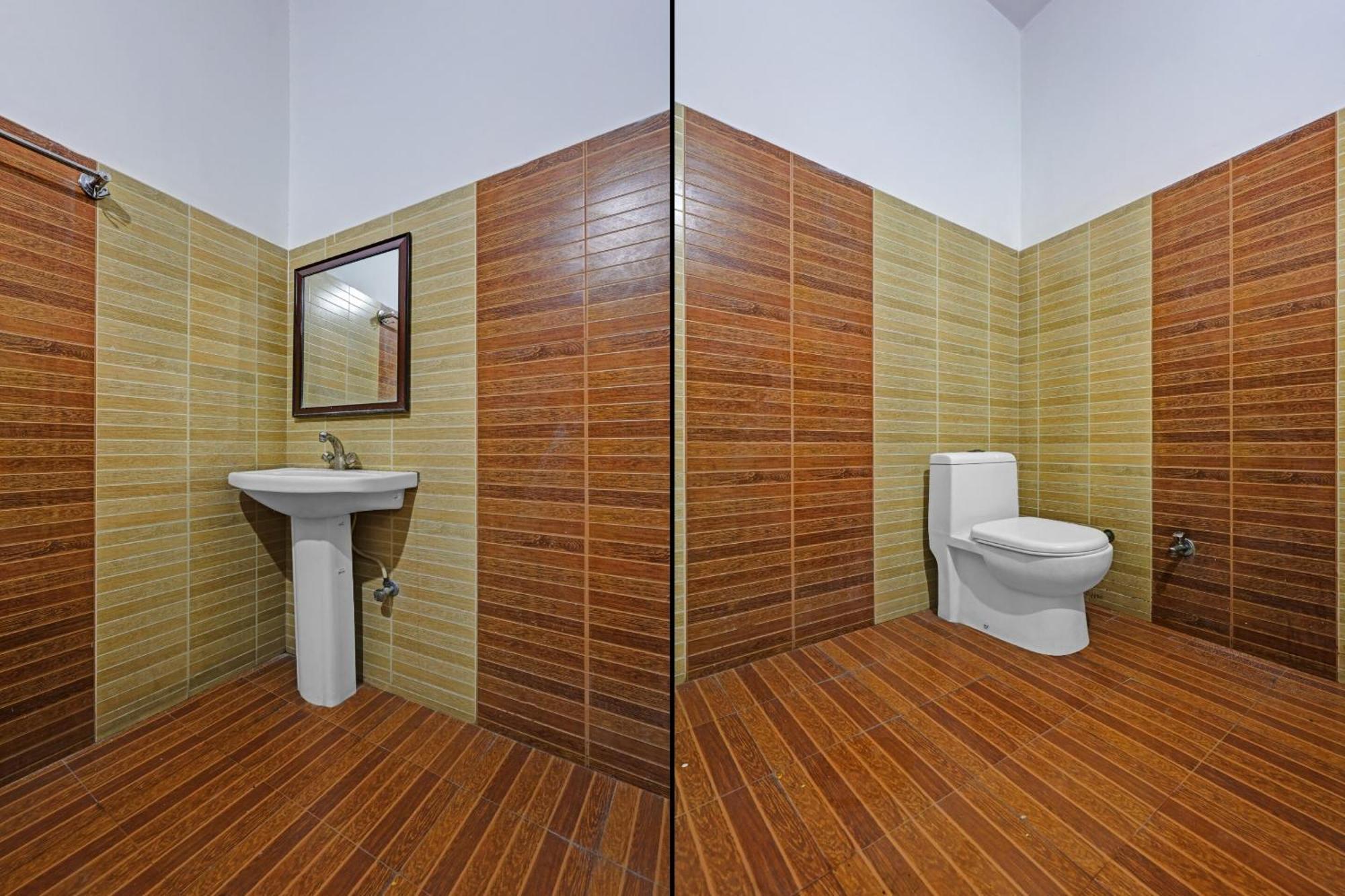 Spot On 81167 Hotel Asdr Rudrapur Buitenkant foto