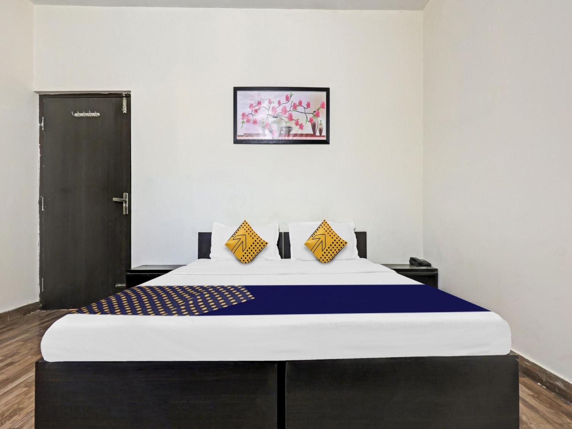 Spot On 81167 Hotel Asdr Rudrapur Buitenkant foto