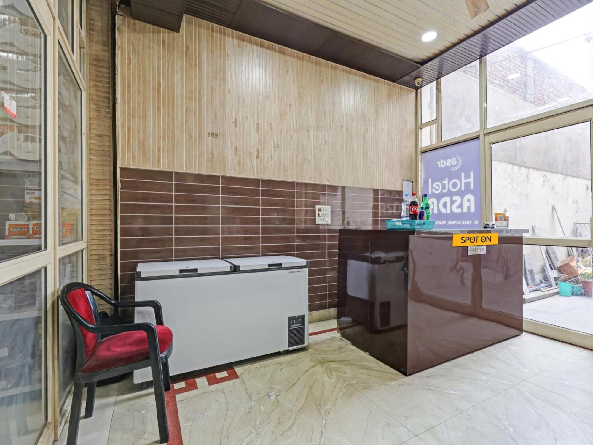 Spot On 81167 Hotel Asdr Rudrapur Buitenkant foto